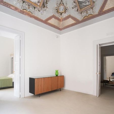 Palazzo Garibaldi - Luxury Suites Галатина Экстерьер фото