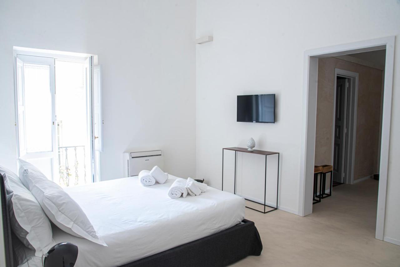 Palazzo Garibaldi - Luxury Suites Галатина Экстерьер фото