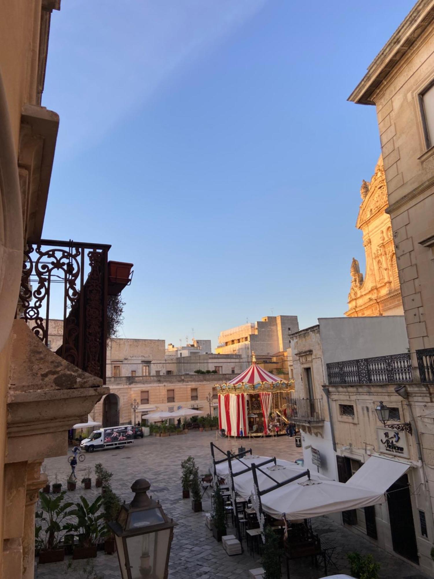 Palazzo Garibaldi - Luxury Suites Галатина Экстерьер фото